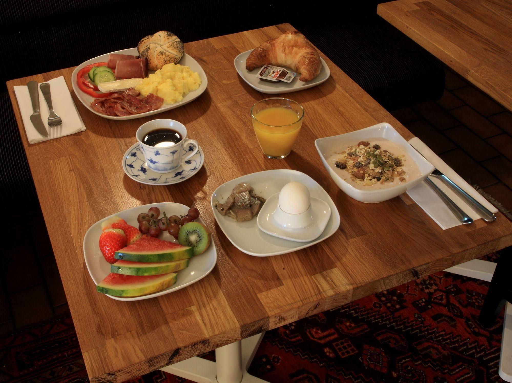 Vejby Strand Hotel Vejbystrand Екстериор снимка